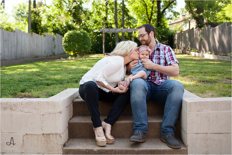 st-louis-missouri-family-photographer-lifestyle-photography-richmond-heights-in-home-photographer-angie-menos-photograpy_0023