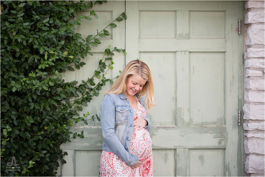 st-charles-maternity-photography-old-st-charles-photo-session-lifestyle-maternity-photographer-angie-menos012