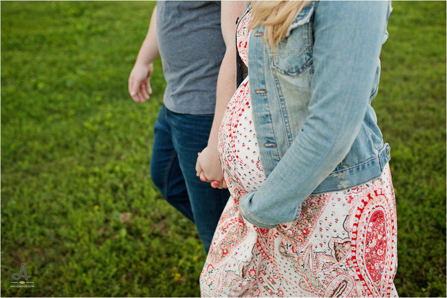 st-charles-maternity-photography-old-st-charles-photo-session-lifestyle-maternity-photographer-angie-menos017