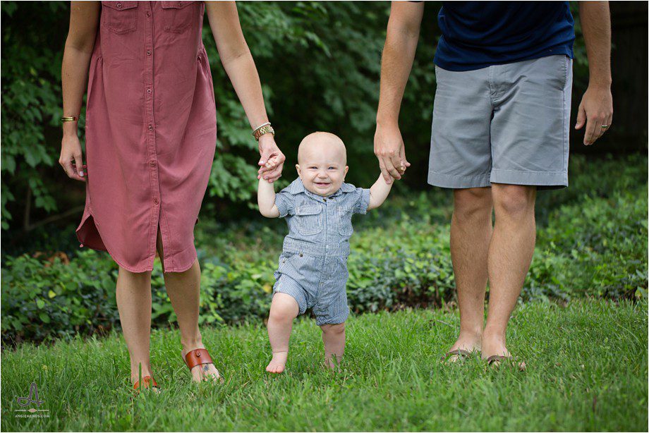 kirkwood-missouri-family-photographer-one-year-old-photo-session-st-louis-in-home-photography-lifestyle-portrait-photographer-angie-menos_0004