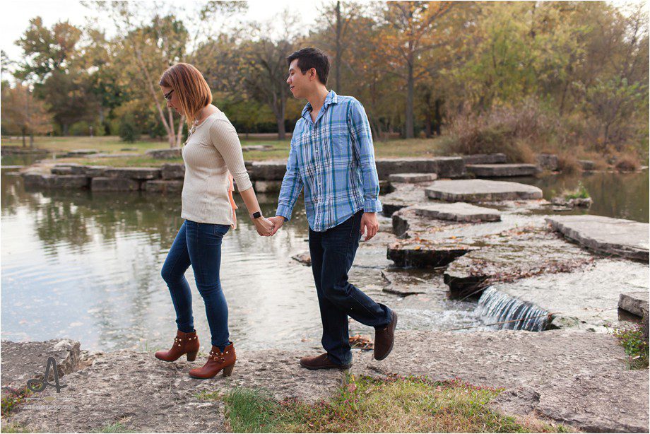 forest-park-engagement-session-angie-menos-photography-st-louis-wedding-photographer-lifestyle-photography_0011